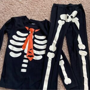 Children's Skeleton Pajama Set - Black and White